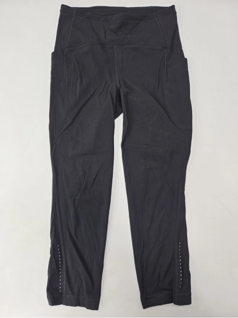 Lululemon Swift Speed High Rise Crop 21" Leggings Black Athleisure Size 6 Womens